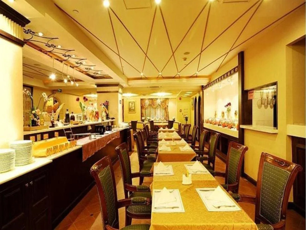 Shanghai Sovereign Hotel