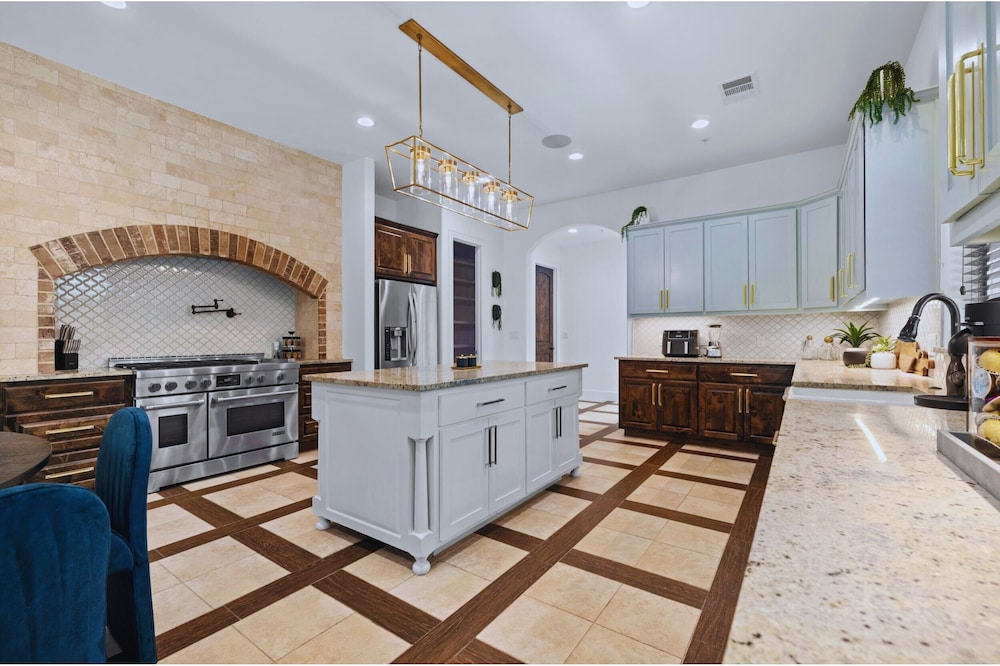 1110 Terjo Ln