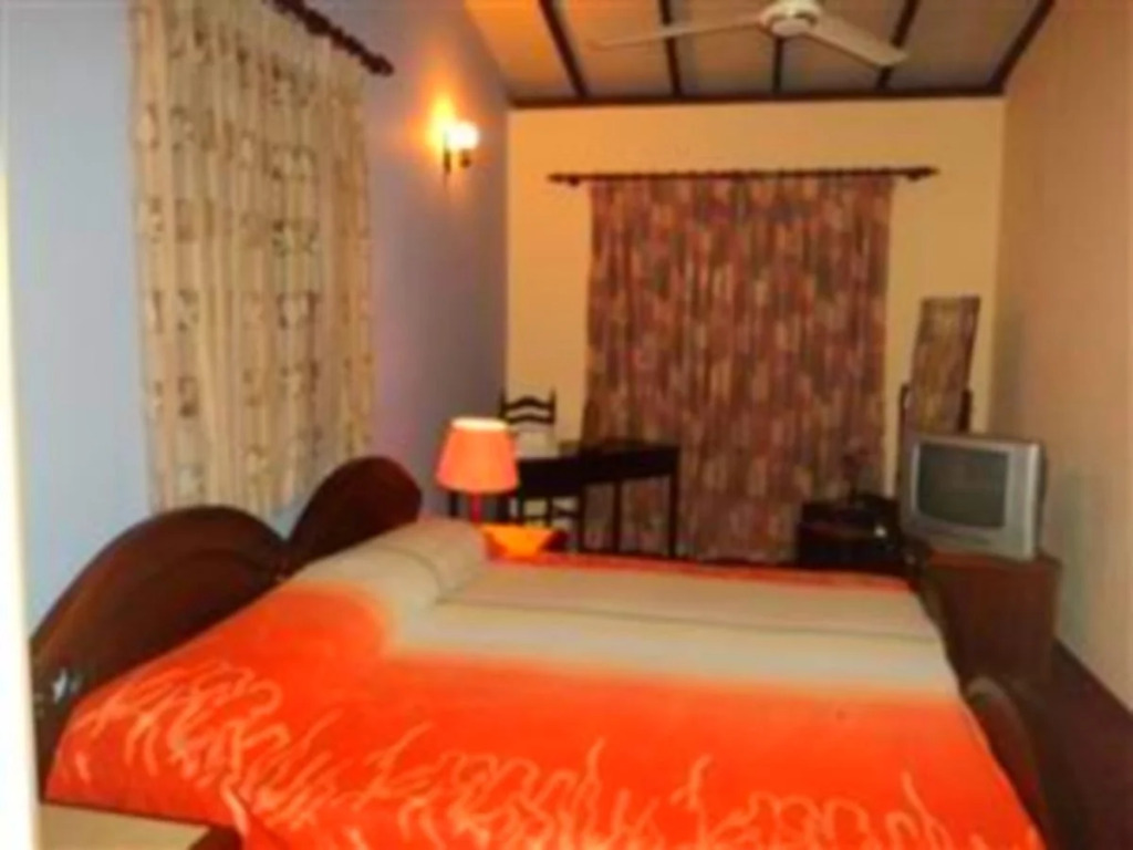 Holiday Nest Bed & Breakfast