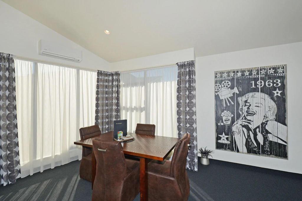 Totara Lodge