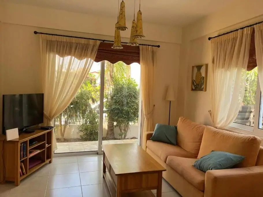 3bdr villa-pool/700m from a blue flag beach