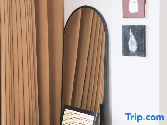 Jiujian Yixiu · Mid-Century Style Designer Boutique Stay (Linhai Yintaicheng)