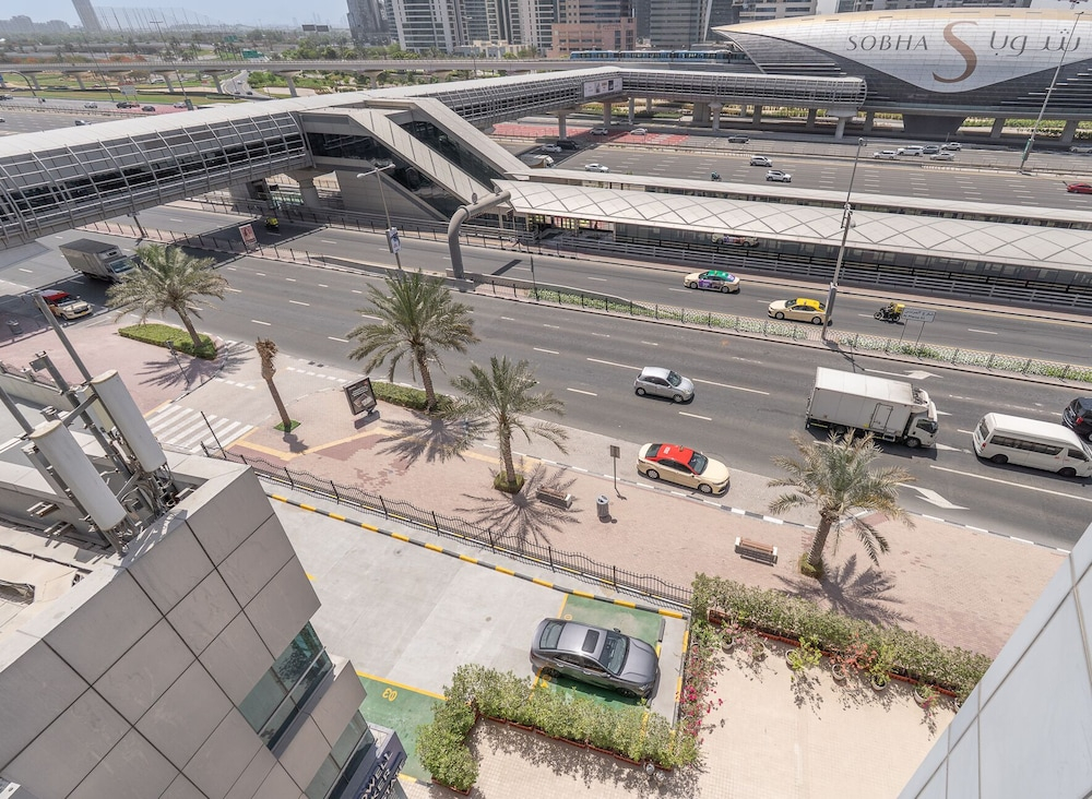 Vogue | Marina Diamond near Marina Mall | JBR