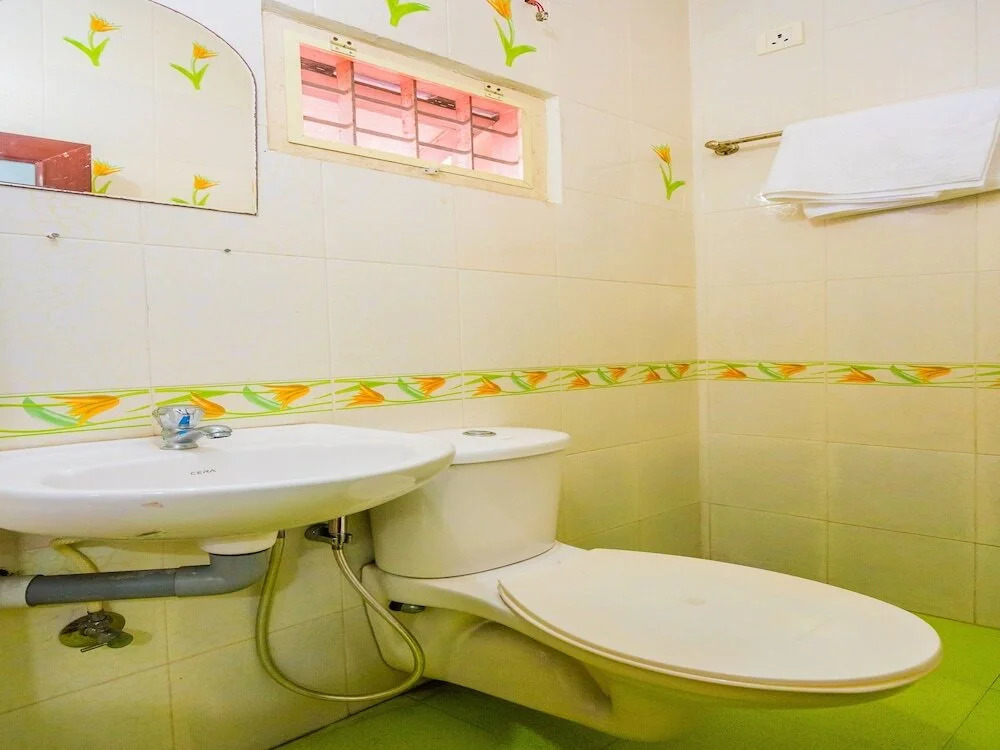 OYO 14081 Home Cozy Stay Elamakkara