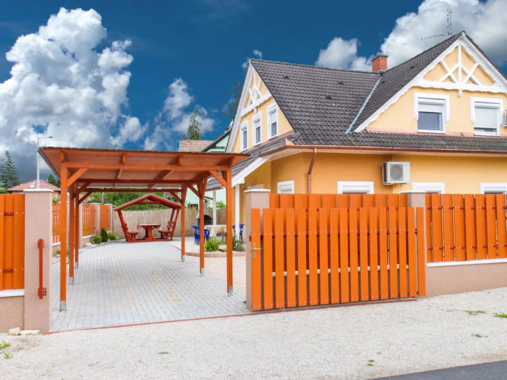 Balaton H453 27232