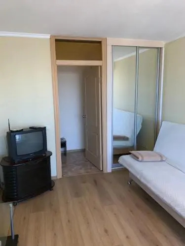 One bedroom on Rusanovka