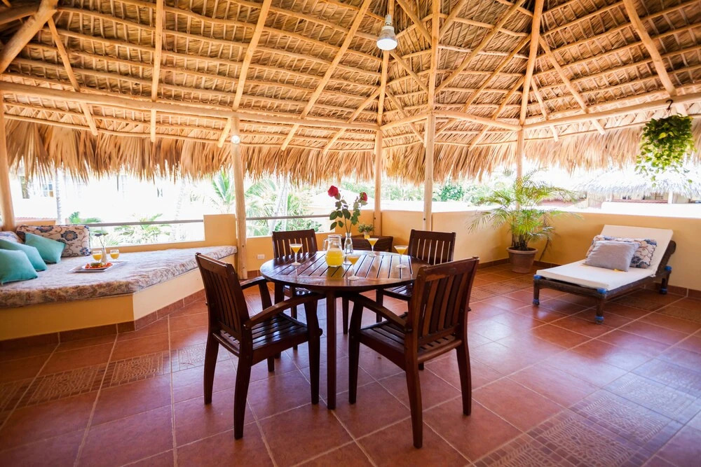 B102 - A Hidden Gem on Los Corales Beach - 2br