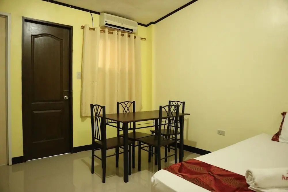 Anniesville Condotel