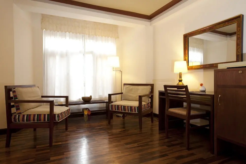 Hotel Dolmaling - Stay for Cause