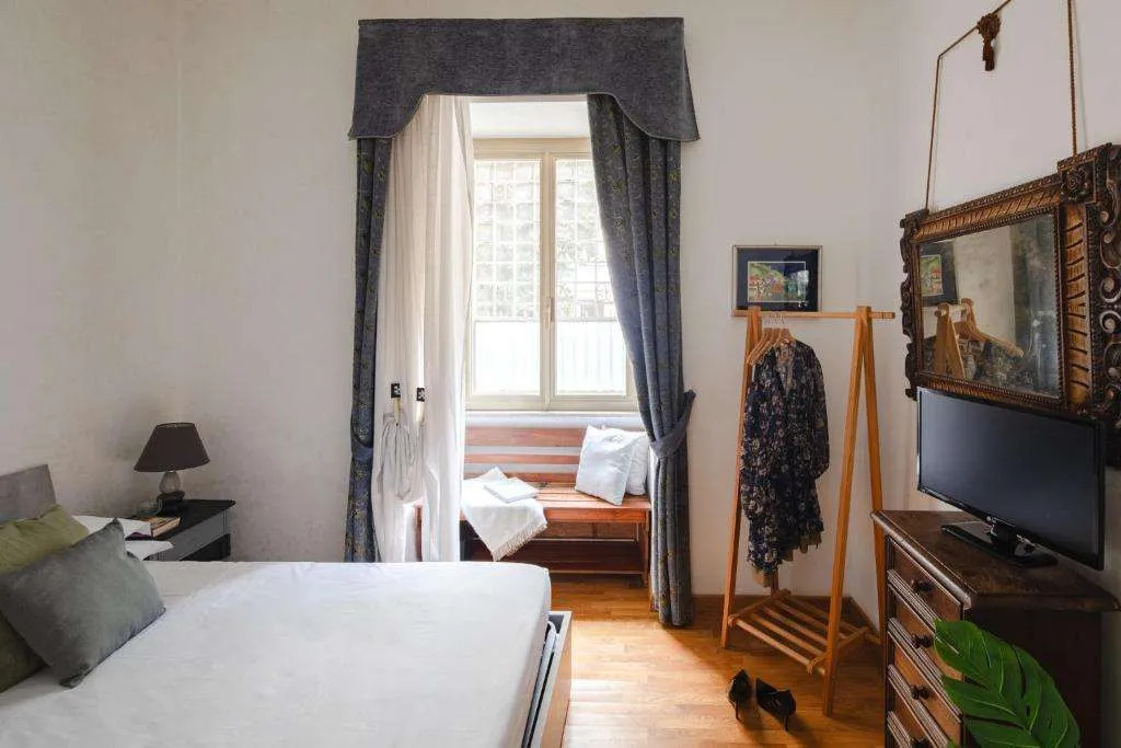 B&B Ibiscus
