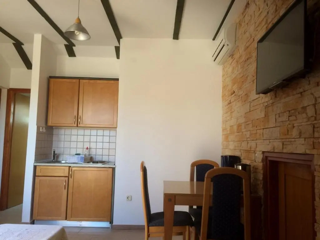 Apartments 30m from the beach