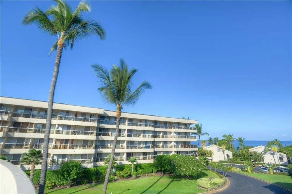 Maui Banyan F201 - Two Bedroom Condo with Ocean View