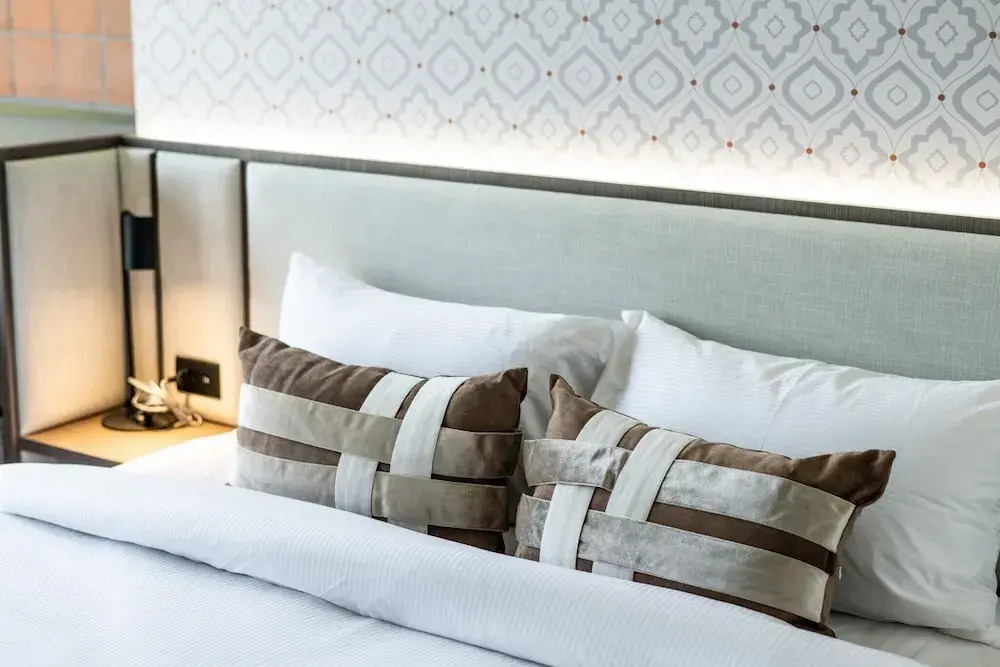 We Hotel Riverfront