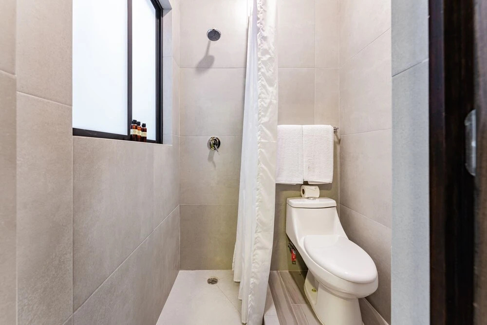 Mariano Escobedo Apartments by VH