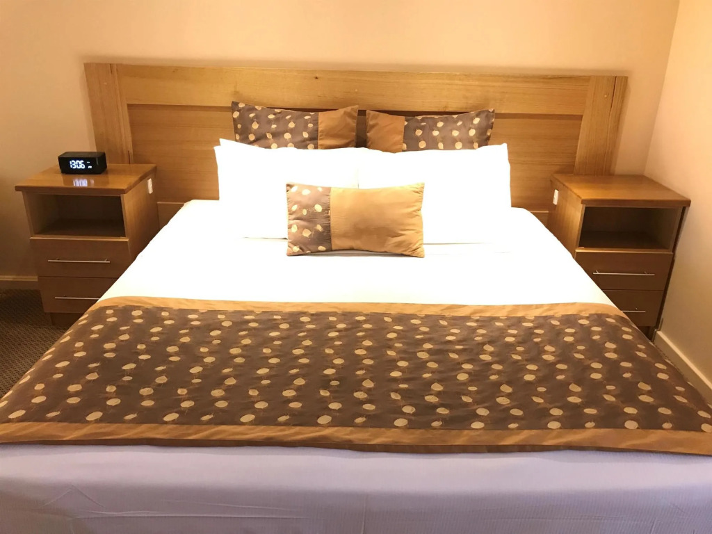 Sunseeker Motor Inn