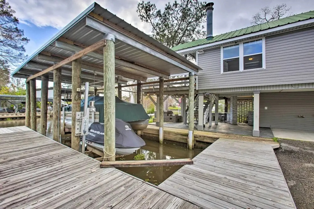 Springfield Riverfront Cabin w/ Boat Dock!