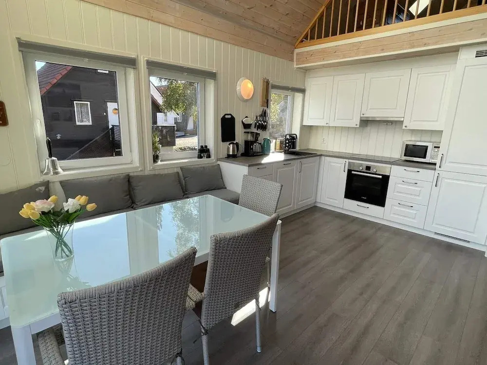 6 person holiday home in Urangsvåg-By Traum