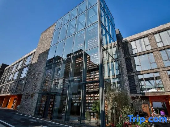 The Journey Hotel