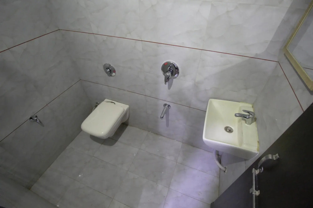 Oyo Rooms Corporation Chowk