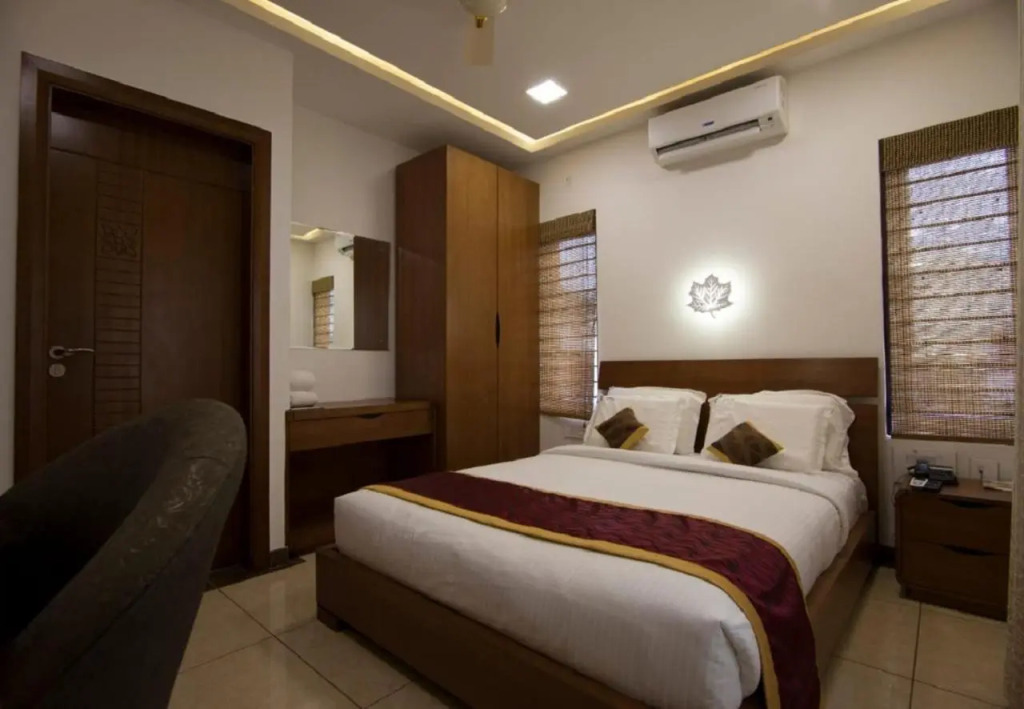crystal inn