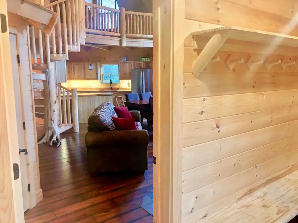Moose Lodge and Cabins by Bretton Woods Vacations