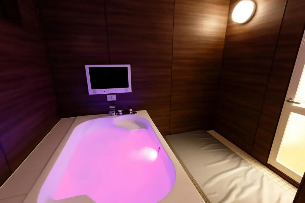 HOTEL 555 Air
