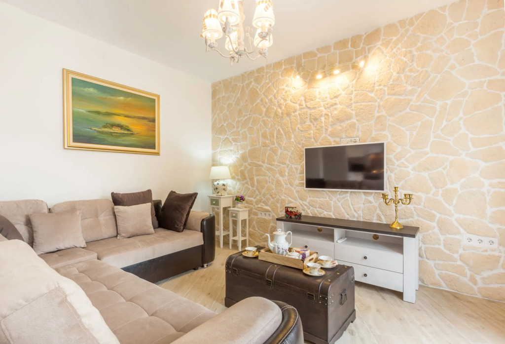 Villa Capitis in the Centre - Private Pool Villa & Balcony Apartment with Spectacular View-No Pool