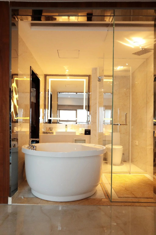 Headquarter International Hotel
