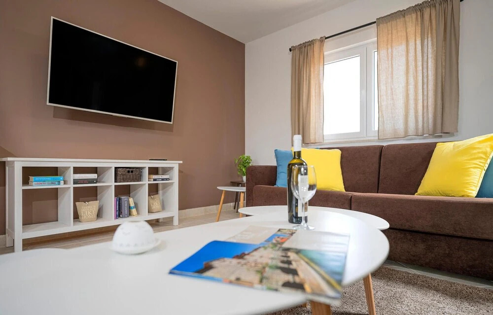 Stunning Home in Stari Grad With Outdoor Swimming Pool, Wifi and 4 Bedrooms