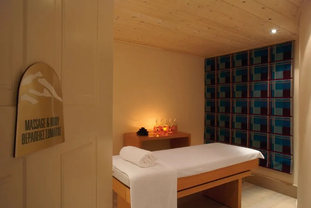 Santa Marina Arachova Resort & Spa