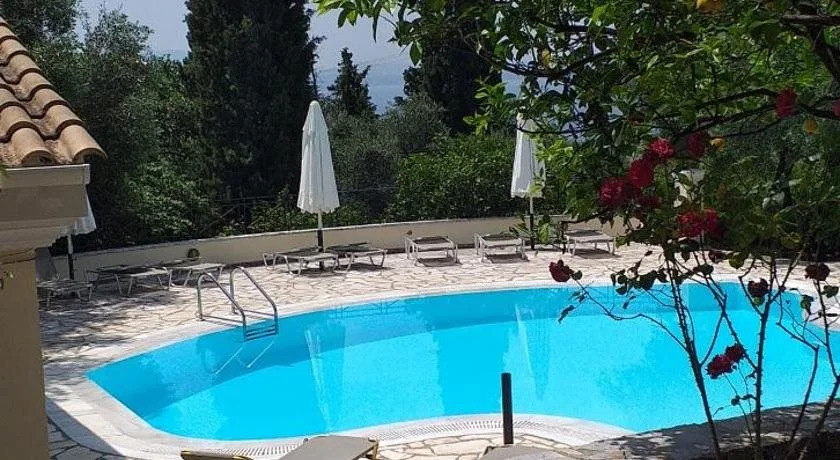 Alikis Apartments