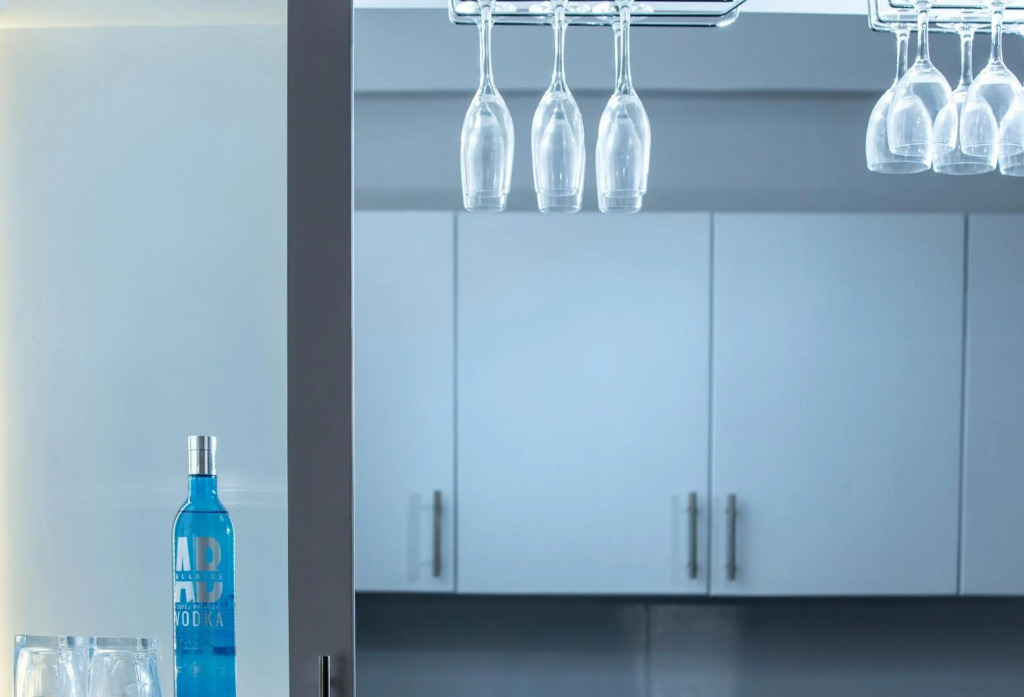 The Breeze Luxury Apartment
