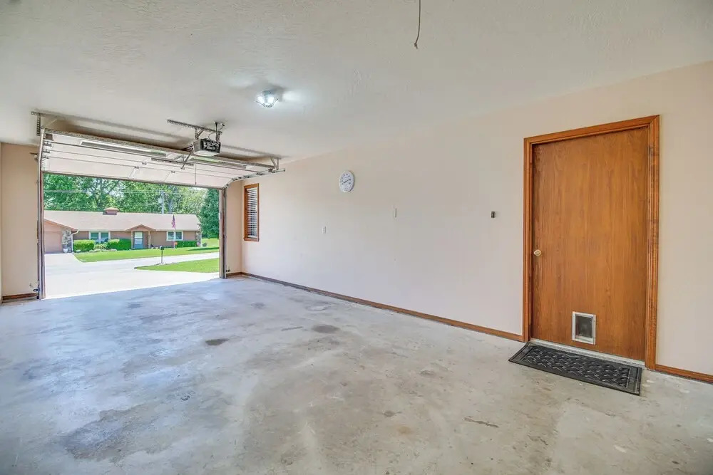 Near Boat Launch: 'hillcrest Hideaway' Grove Home