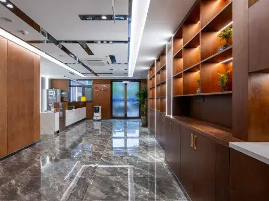 Super 8 Select Hotel (Beijing Tiancun Subway Station Branch)