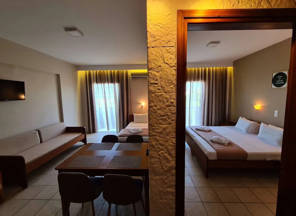 Abella Hotel