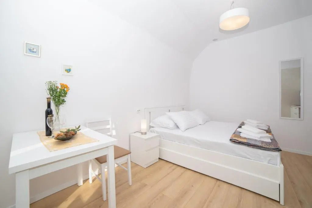 Studio apartment JELI