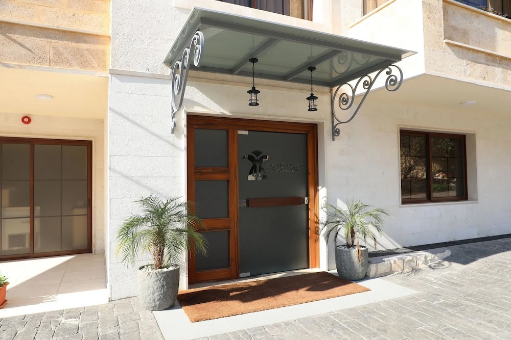 byblos palms hotel