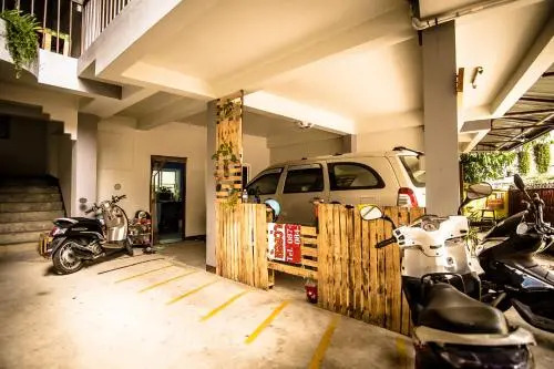 Baan Ha Guest House