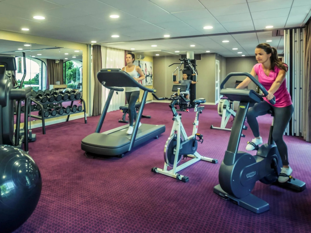 Hotel De Bourbon Grand Hotel Mercure Bourges