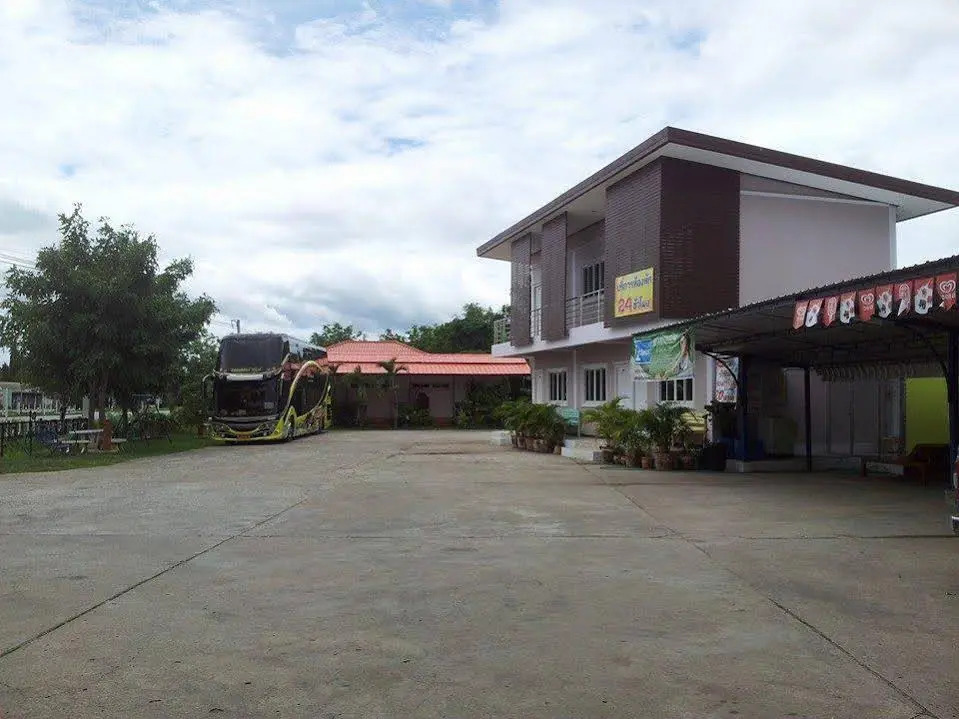 Suthaphot House