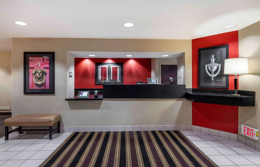 Extended Stay America Suites - Champaign - Urbana