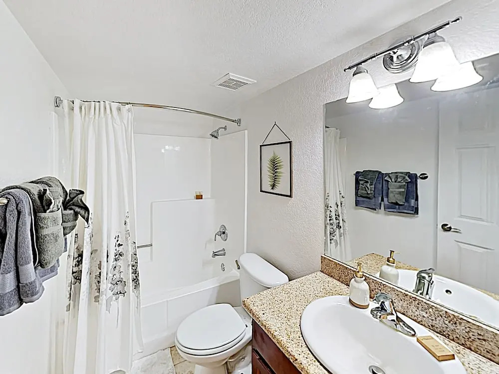 3600 Scottsdale - 2 Br Condo