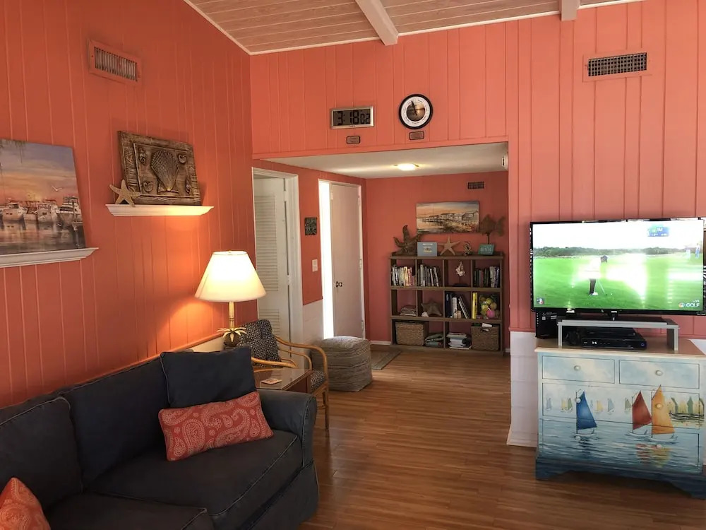 ISLAND BREEZE home