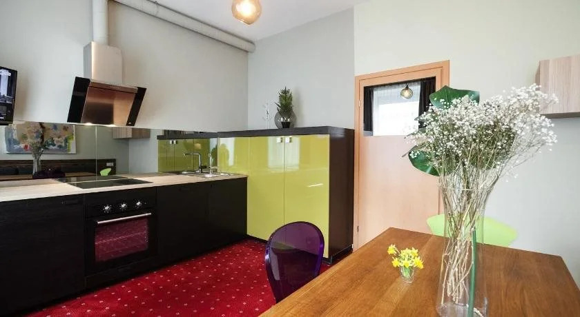 eLoftHOTEL