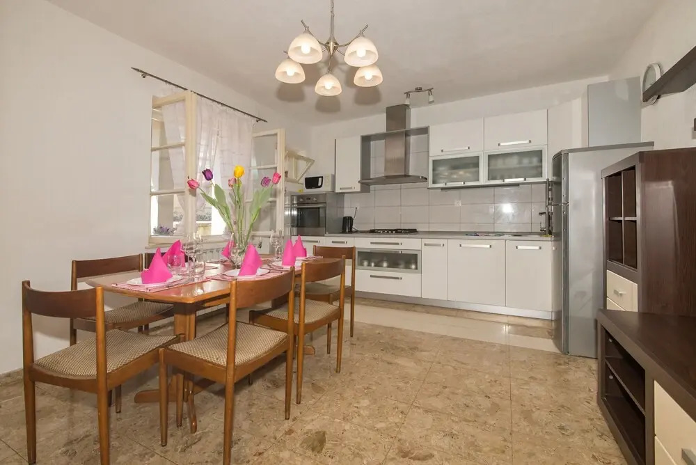 Apartments Marieta
