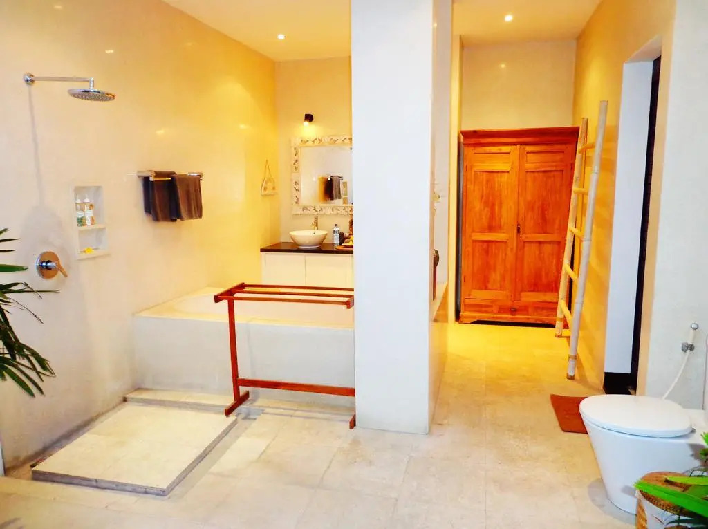 NEW 2BR Minica Villa in the heart of Kayu Aya, Oberoi, Seminyak walking distance to Beach, Shops, Restaurants