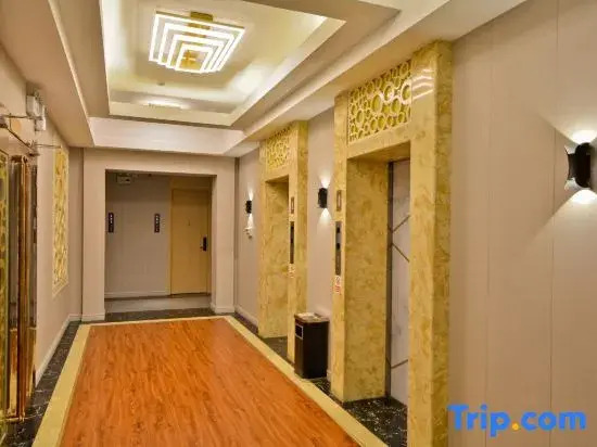Xinyang Naya Chain Hotel