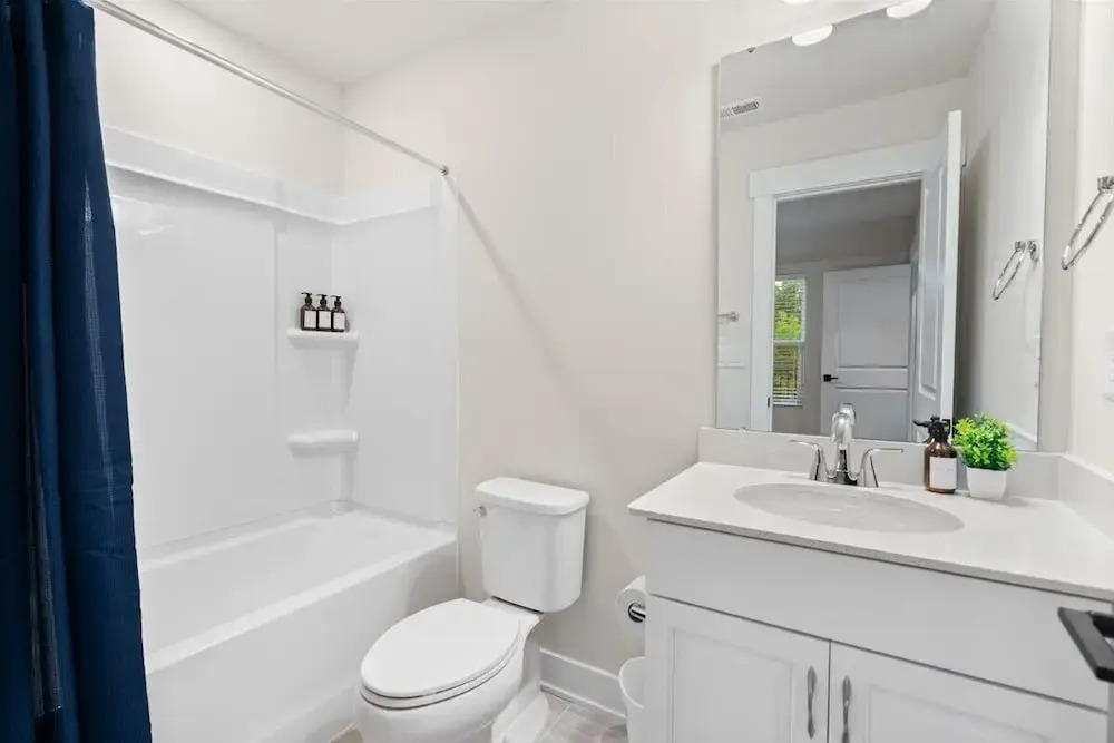 Luxe King 3BR Townhouse in Uptown CLT