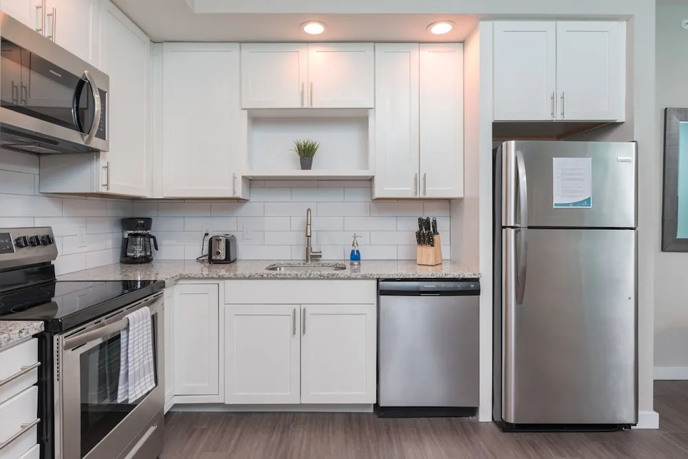 Center City Apartments by Barsala