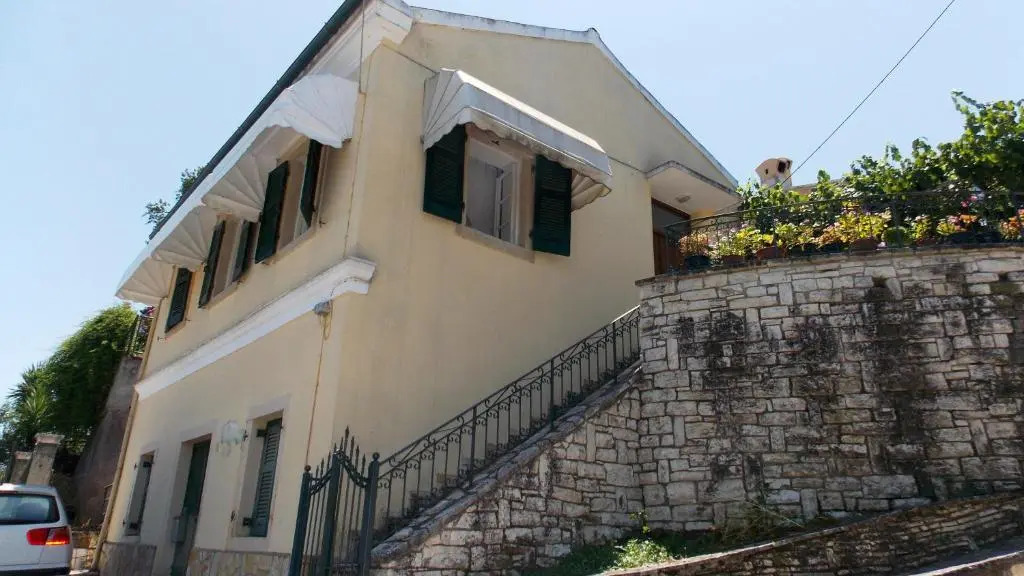 Lamda's House Agii Deka Corfu